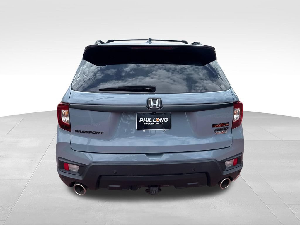 Used 2023 Honda Passport TrailSport image 7