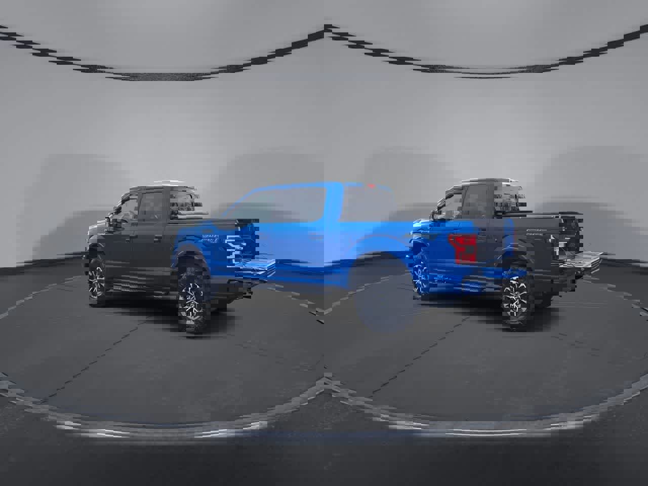 Certified 2019 Ford F150 XLT w/ Equipment Group 302A Luxury image 5