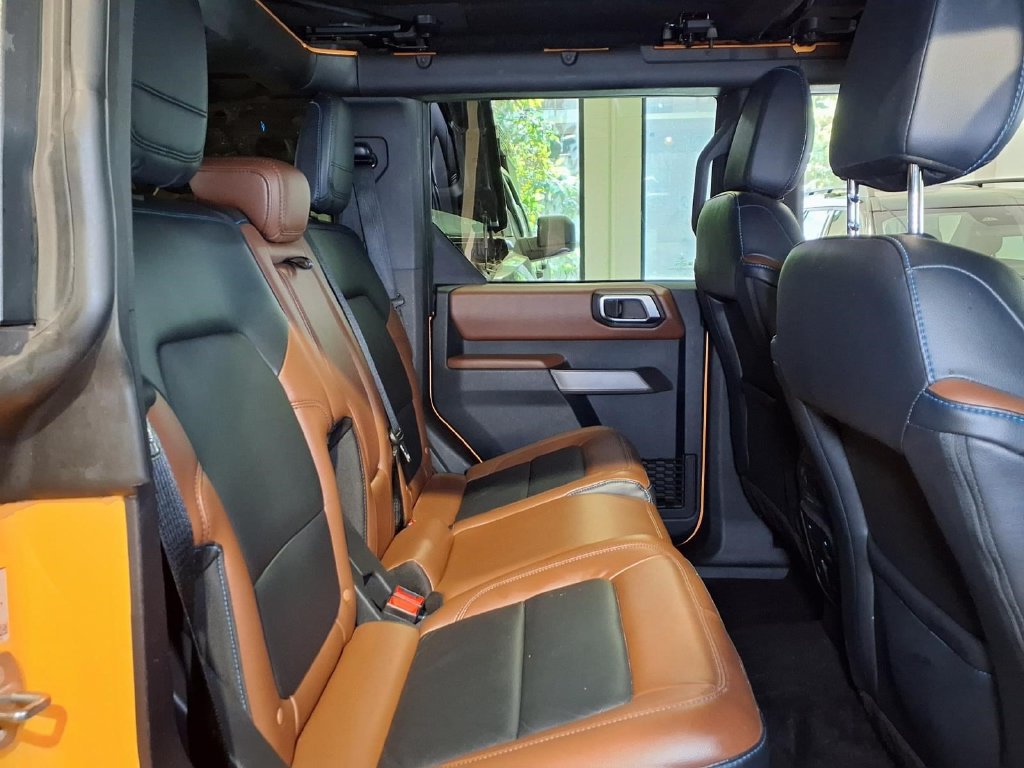 Certified 2022 Ford Bronco Outer Banks w/ Sasquatch Package AWD/4WD image 26