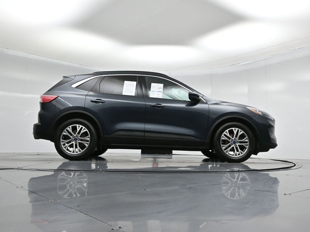Certified 2022 Ford Escape SEL image 10