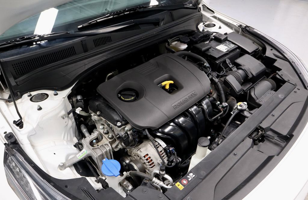 Used 2023 Kia Forte LXS image 17