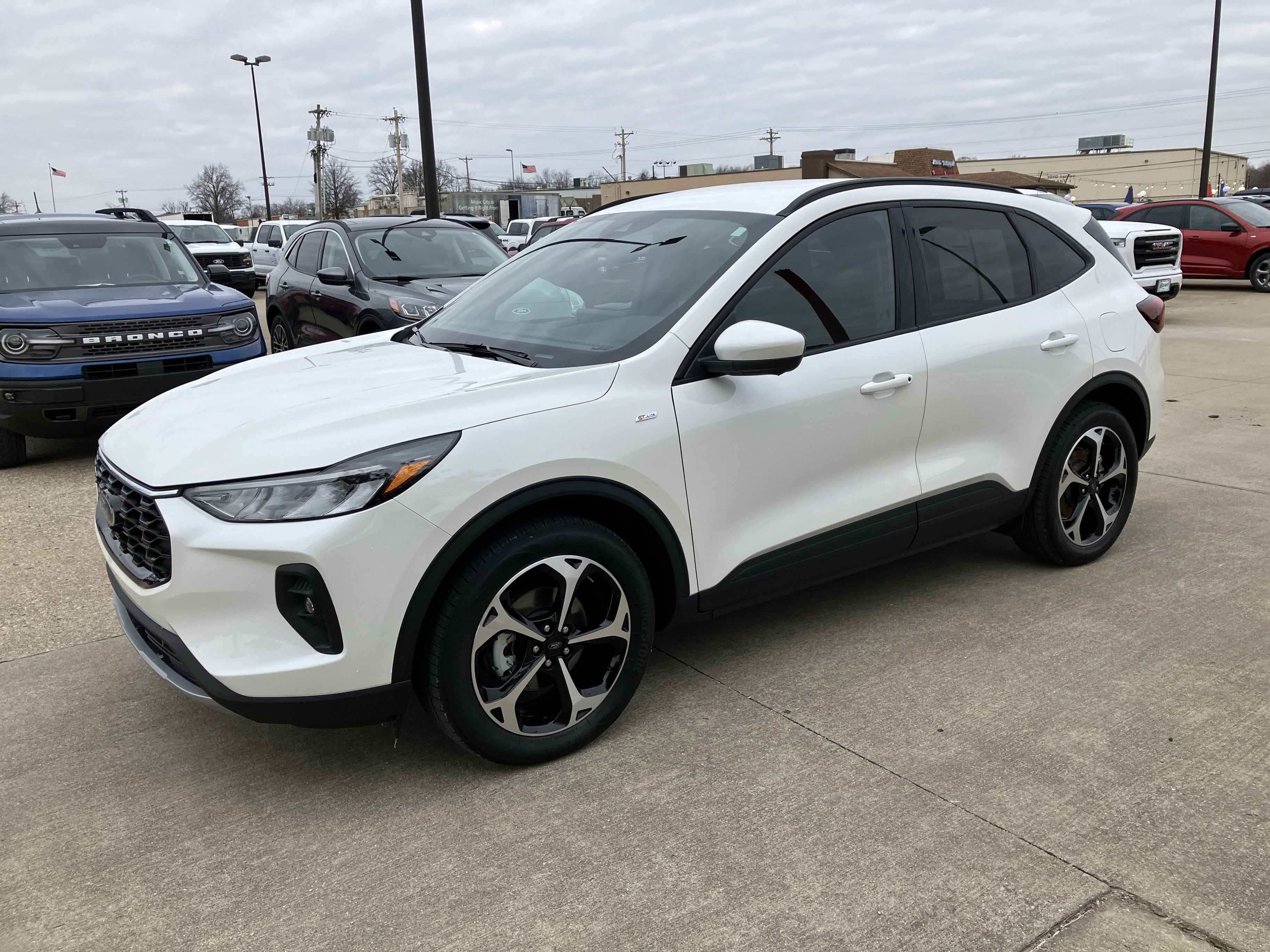 Certified 2025 Ford Escape ST-Line Elite w/ Tech Pack #2 image 1