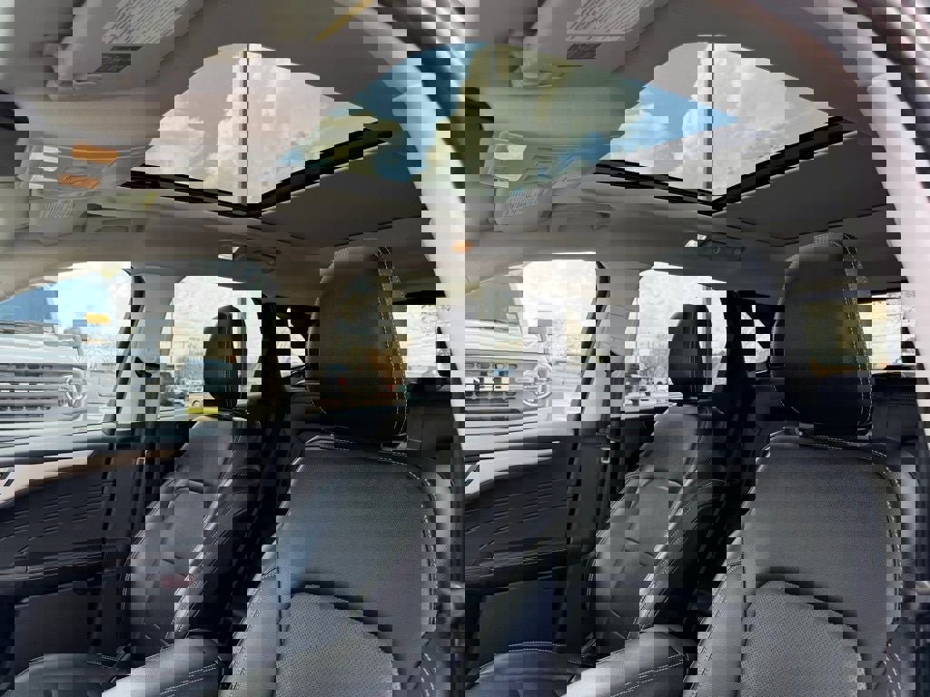 Certified 2022 Ford Escape SEL image 11