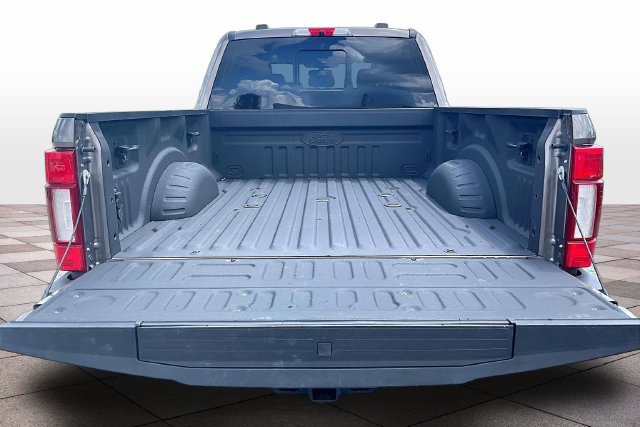 Certified 2022 Ford F350 Lariat w/ Tremor Off-Road Package AWD/4WD image 20
