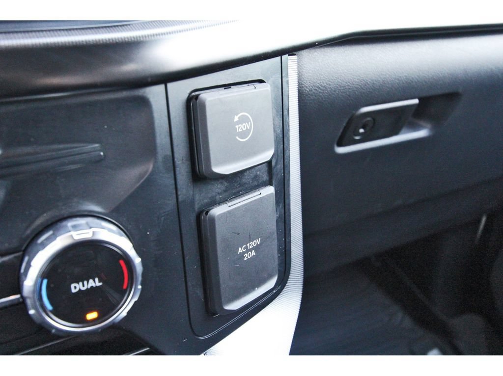 Certified 2023 Ford F150 Platinum w/ Equipment Group 701A High AWD/4WD image 30