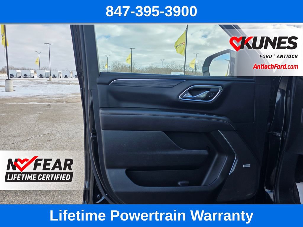 Used 2024 GMC Yukon SLT AWD/4WD image 16
