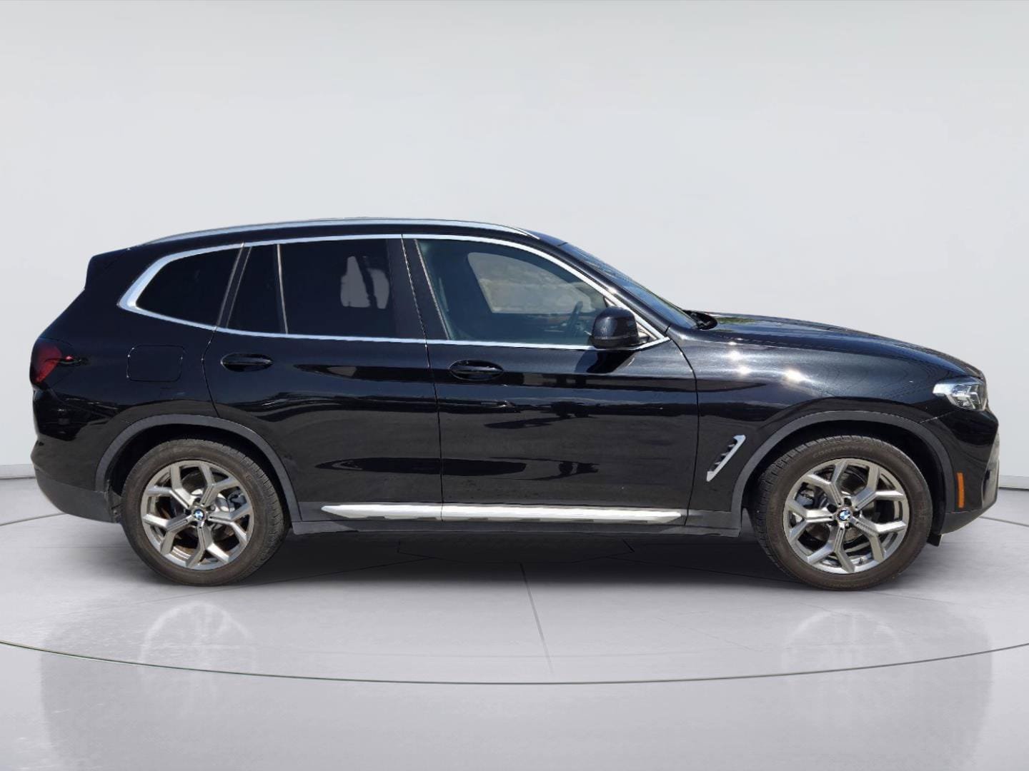 Used 2023 BMW X3 sDrive30i w/ Convenience Package RWD image 4
