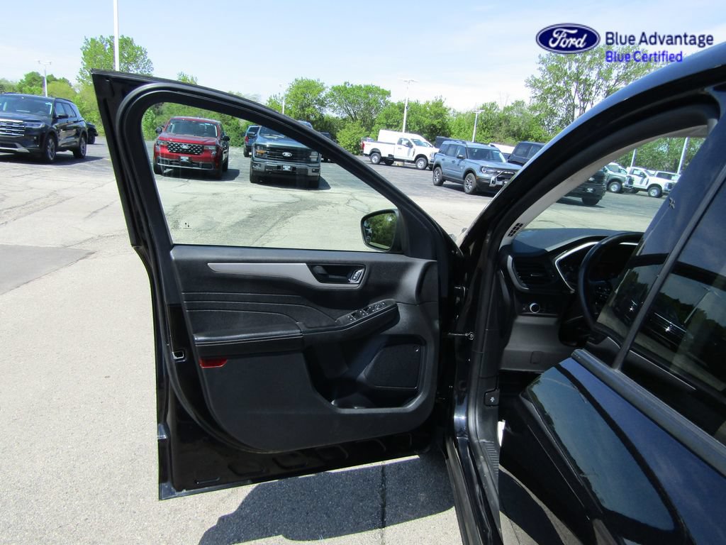 Certified 2022 Ford Escape SE w/ Convenience Package FWD image 28