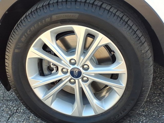 Certified 2019 Ford Escape SEL AWD/4WD image 16