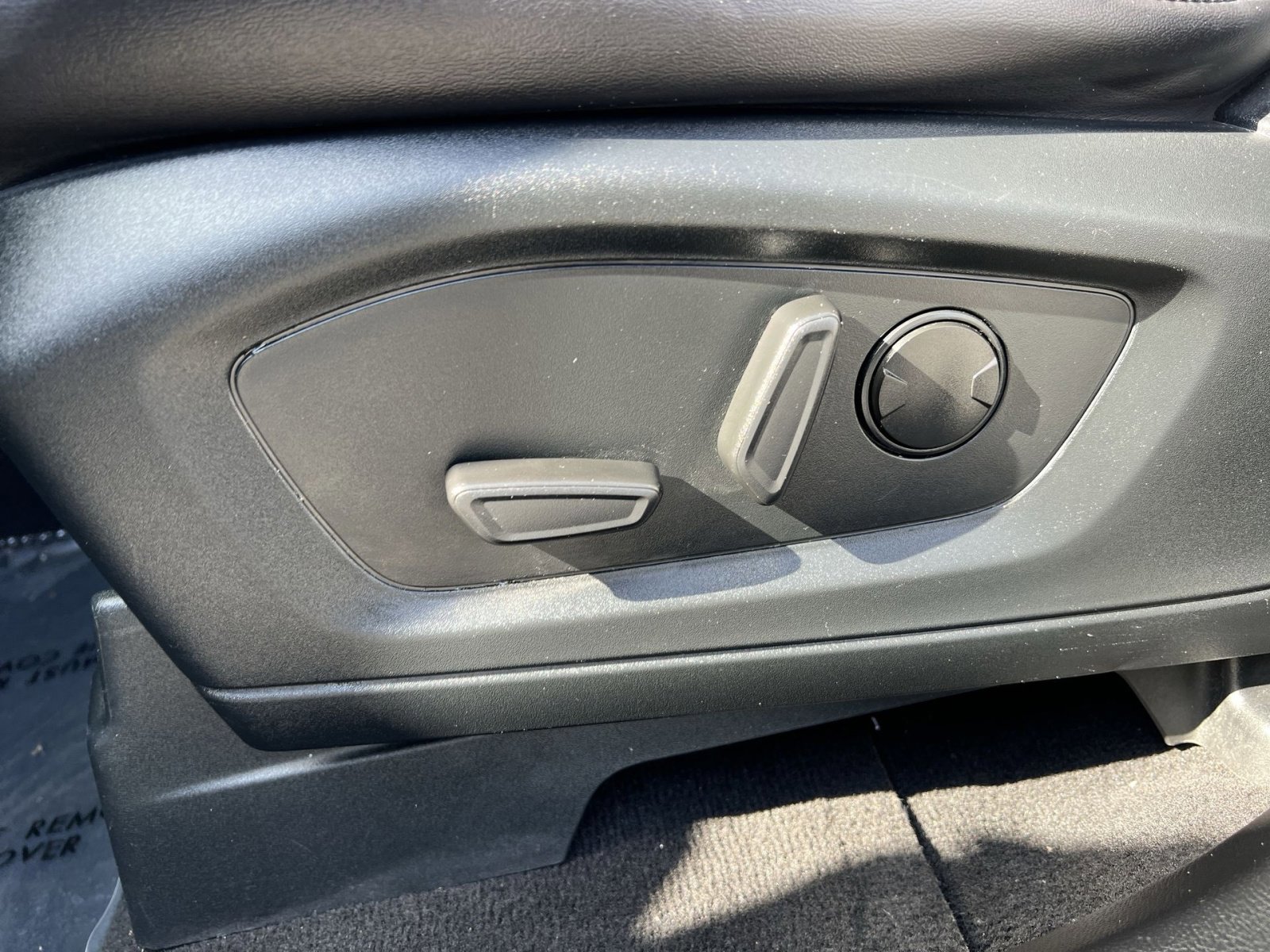 Certified 2023 Ford Explorer XLT w/ Equipment Group 202A image 12