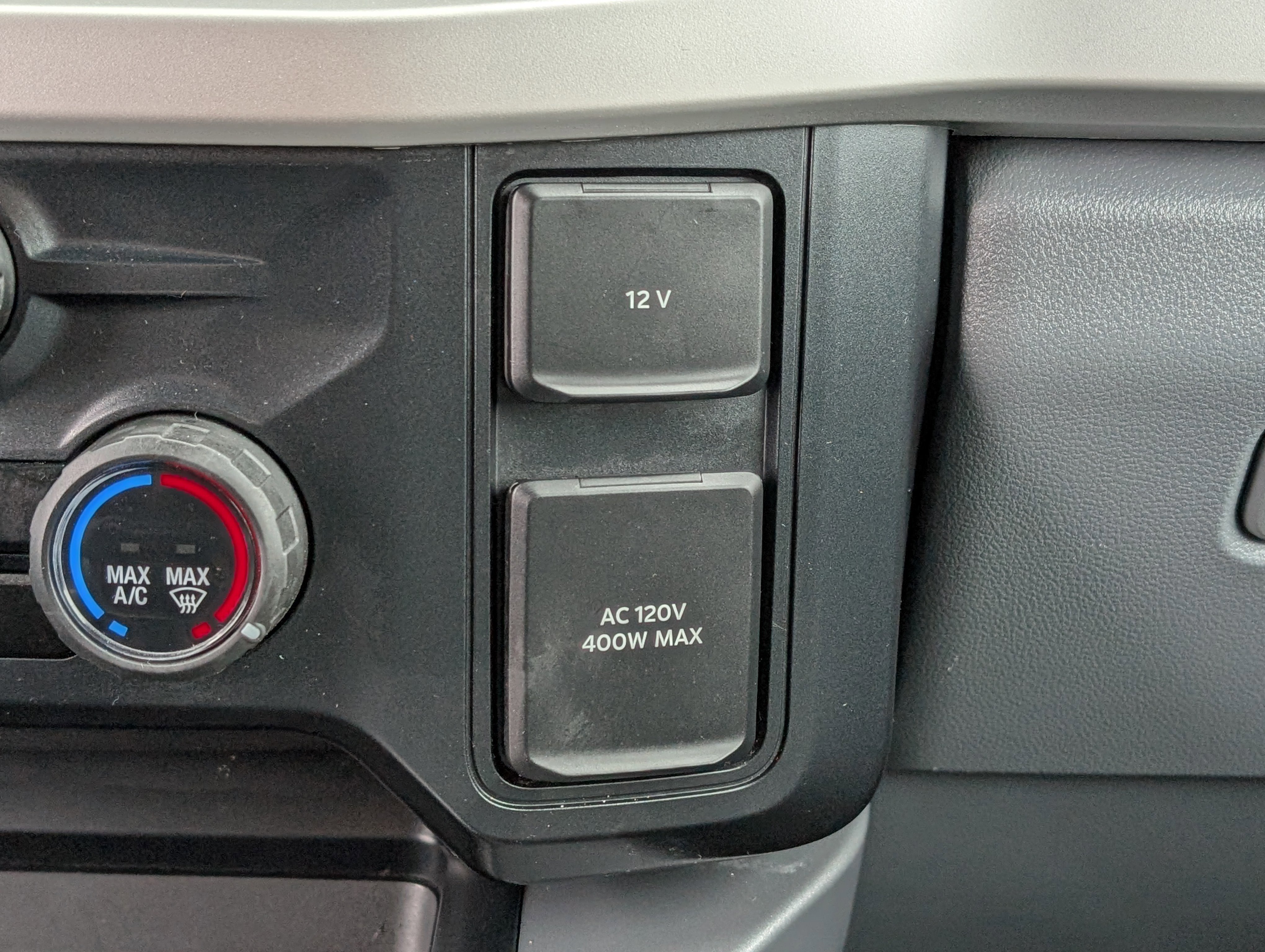 Certified 2024 Ford F350 XLT image 27