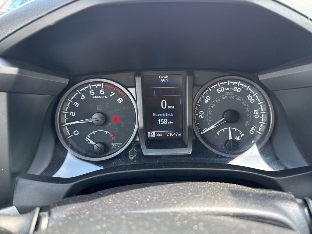 Used 2021 Toyota Tacoma TRD Off-Road w/ Technology Package AWD/4WD image 10