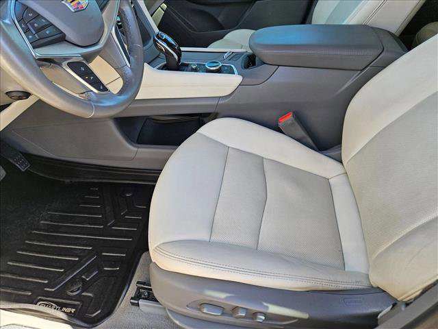 Used 2021 Cadillac XT5 Premium Luxury w/ LPO, Floor Liner Package image 16