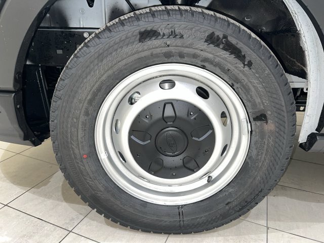Certified 2024 Ford Transit 150 Low Roof RWD image 26