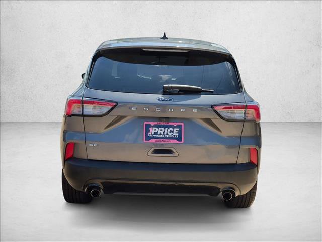 Certified 2021 Ford Escape SE w/ SE Sport Appearance Package FWD image 4