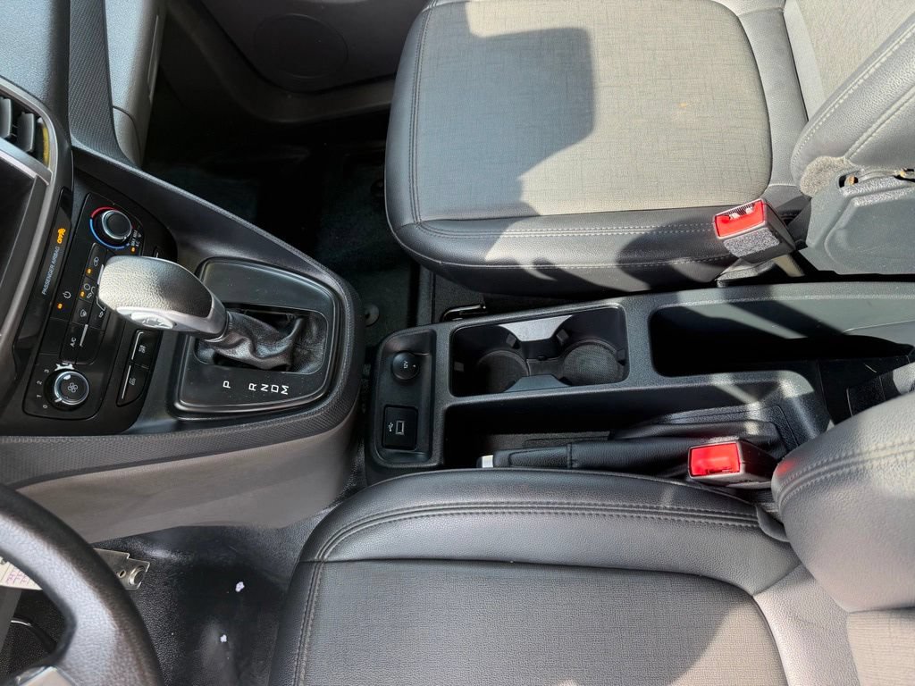 Certified 2022 Ford Transit Connect XL FWD image 14