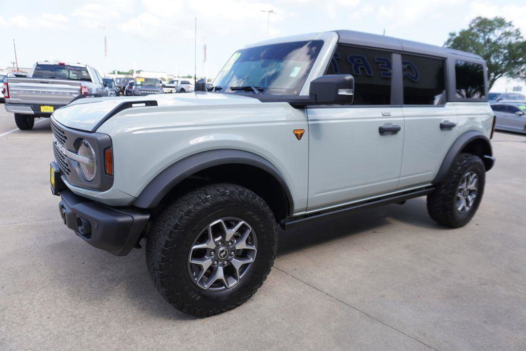 Certified 2023 Ford Bronco Badlands AWD/4WD image 3