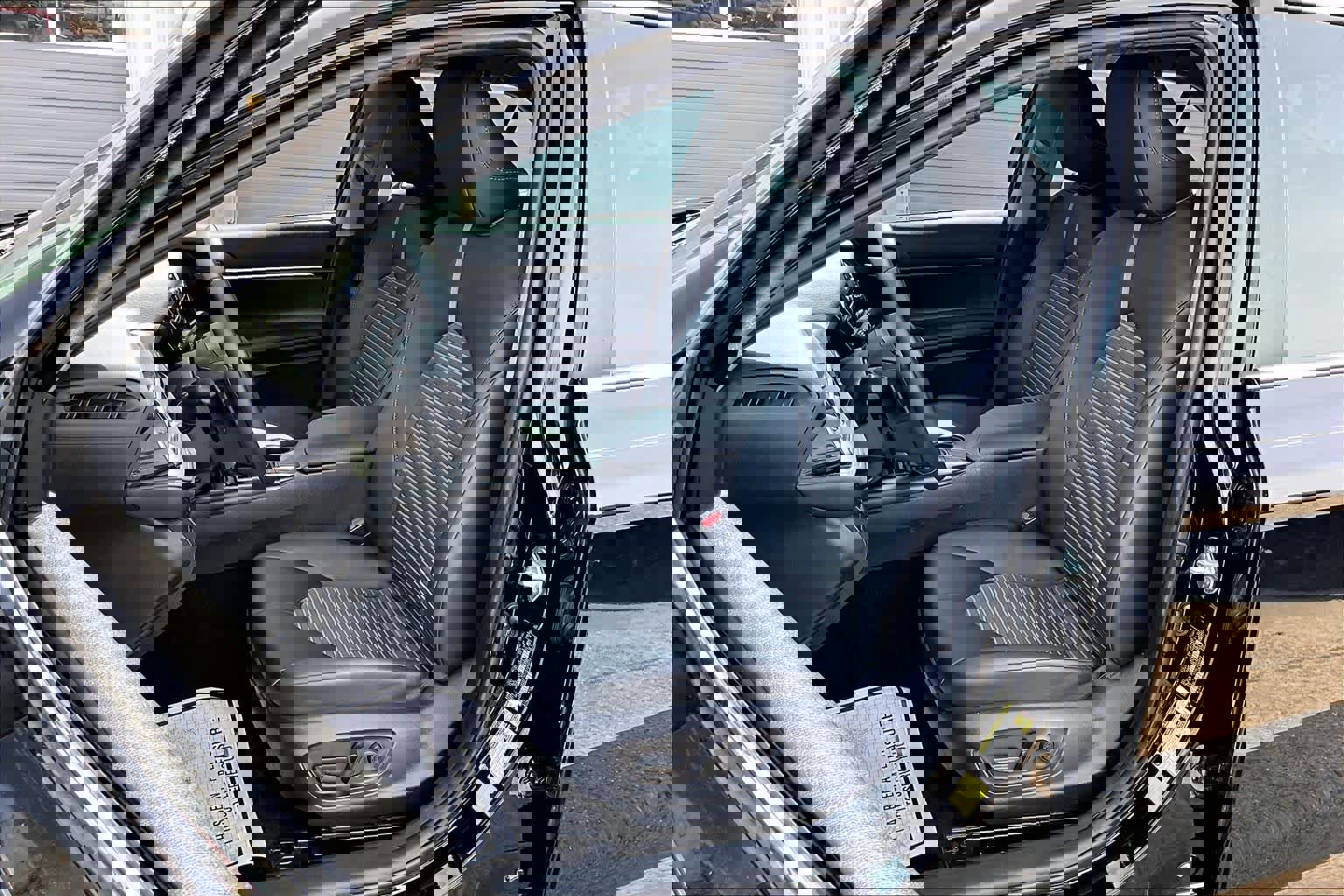 Used 2023 Toyota Camry SE image 12