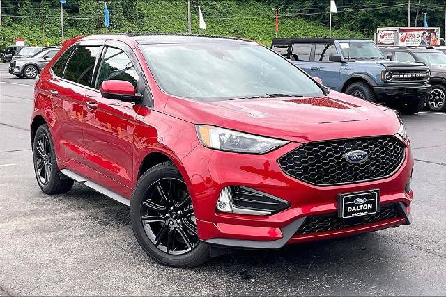 Certified 2022 Ford Edge ST-Line AWD/4WD image 2