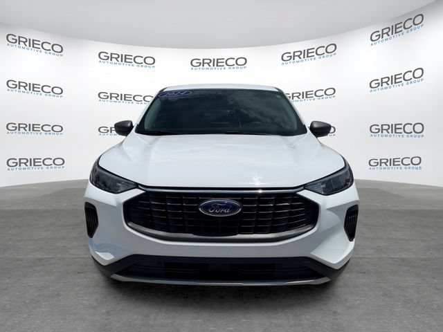 Certified 2024 Ford Escape Active FWD image 2