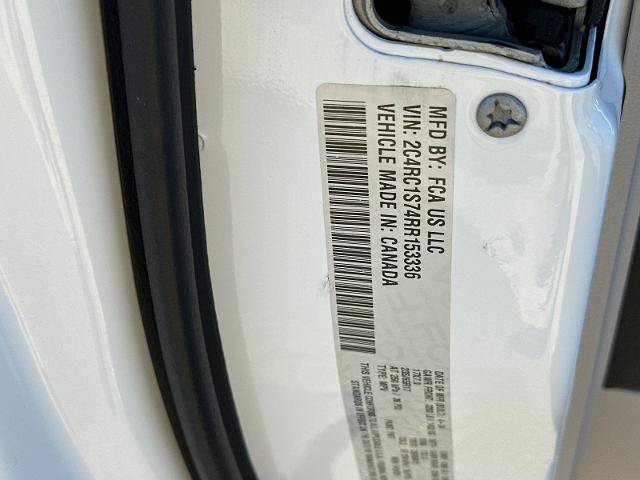 Used 2024 Chrysler Pacifica Limited FWD image 30