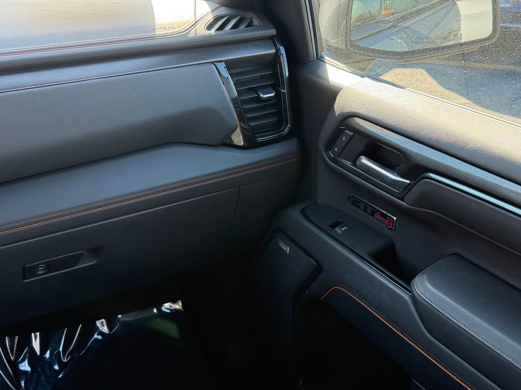 Used 2024 GMC Sierra 1500 AT4 w/ Technology Package image 14