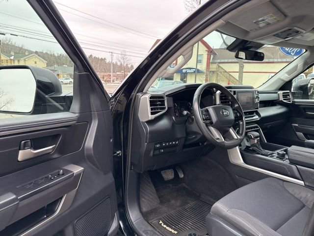 Used 2023 Toyota Tundra SR5 w/ SR5 Convenience Package AWD/4WD image 9
