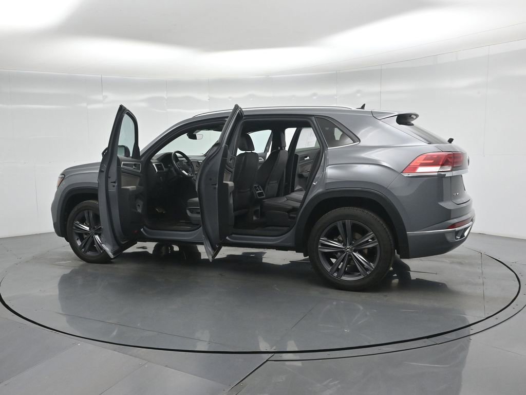 Used 2021 Volkswagen Atlas Cross Sport SE image 52