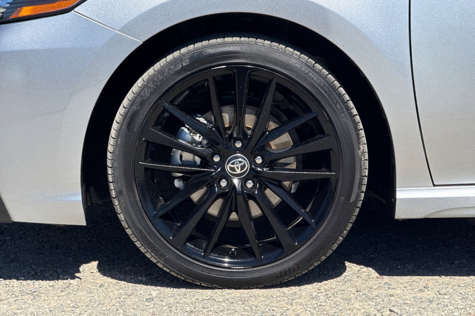 Used 2024 Toyota Camry XSE FWD image 27
