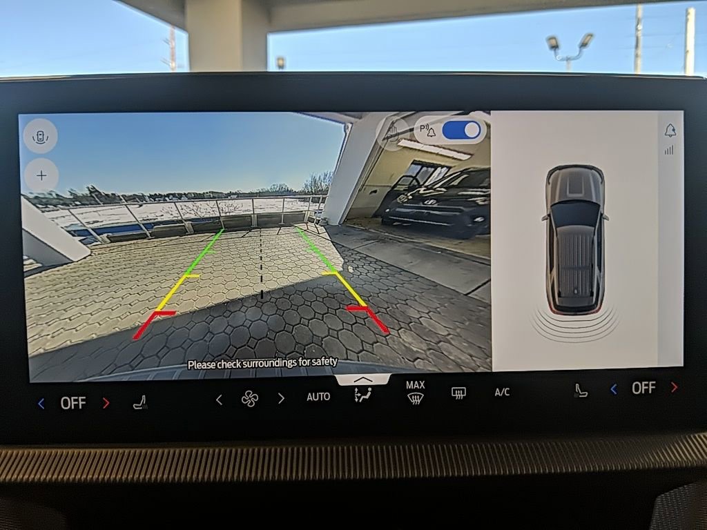 Certified 2025 Ford Explorer Active AWD/4WD image 21
