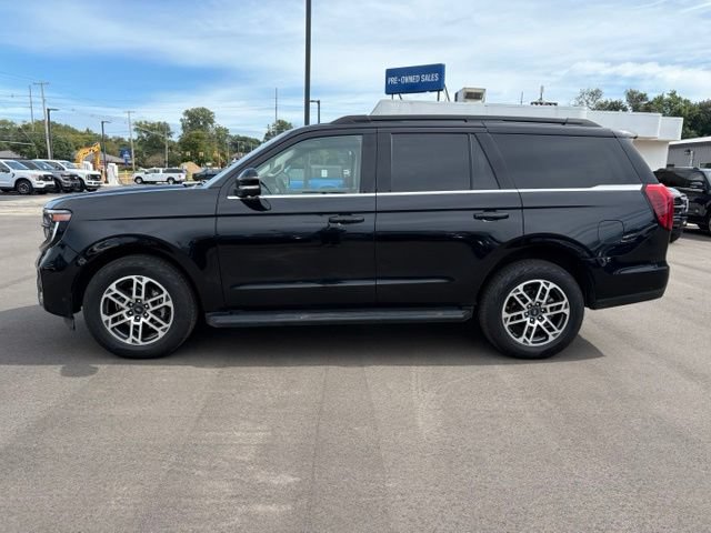 Certified 2025 Ford Expedition Active AWD/4WD image 11