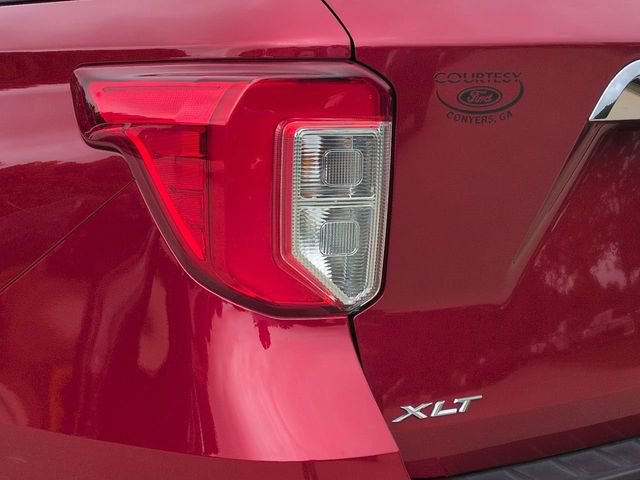 Certified 2023 Ford Explorer XLT w/ Equipment Group 202A RWD image 14