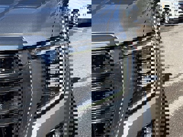 Used 2024 GMC Yukon AT4 w/ Technology Package image 10