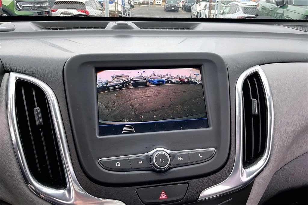 Used 2020 Chevrolet Equinox LS w/ LS Convenience Package image 19