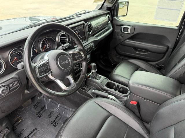 Used 2019 Jeep Wrangler Unlimited Sahara AWD/4WD image 11