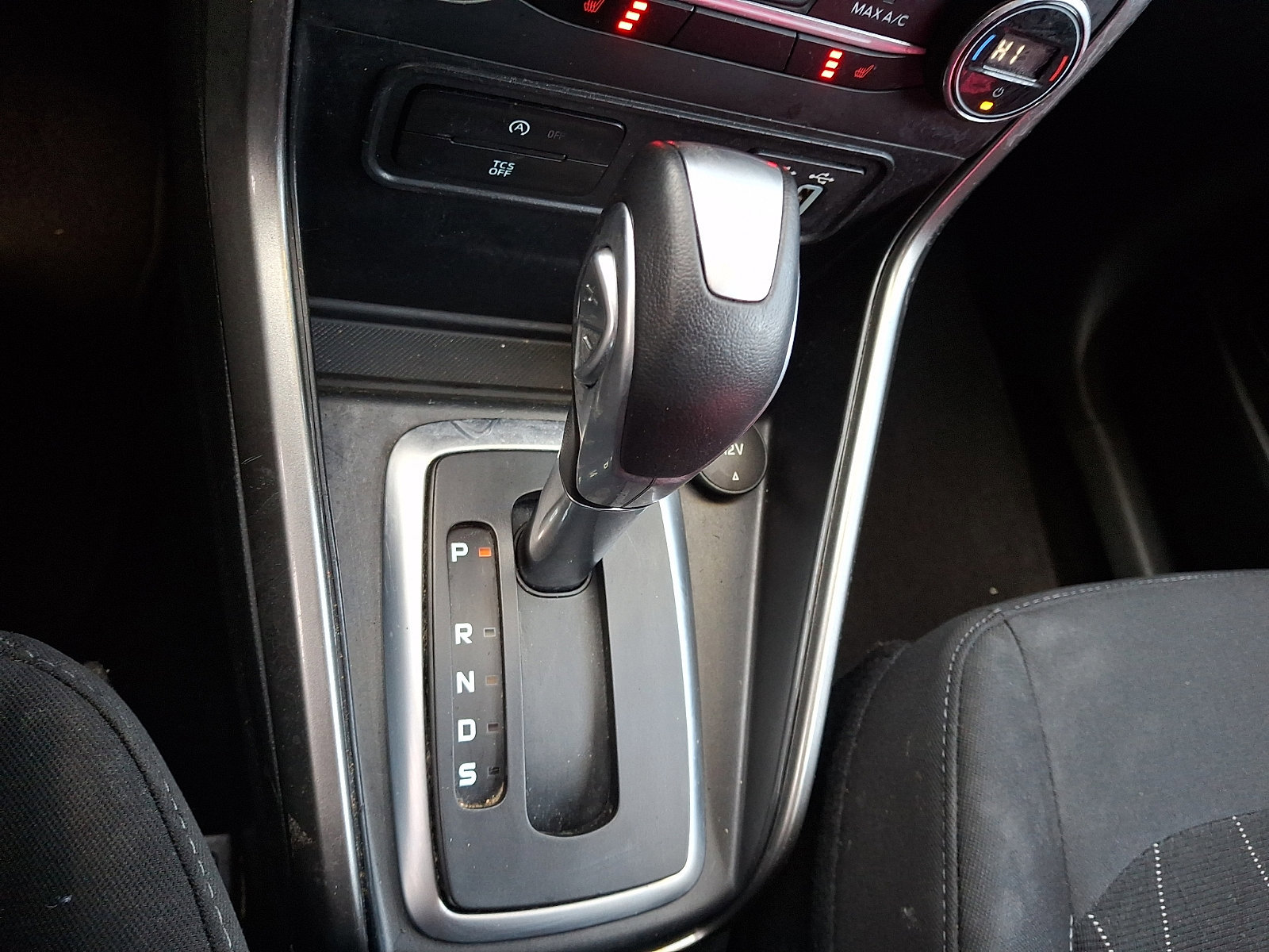 Certified 2020 Ford EcoSport SE w/ SE Convenience Package image 16