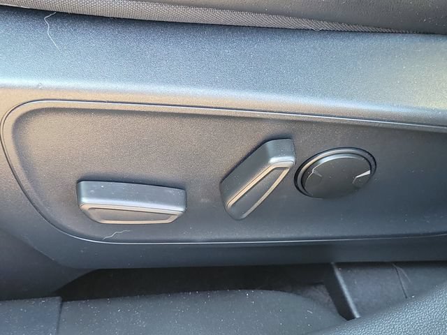 Certified 2024 Ford Escape ST-Line w/ Tech Pack #1 AWD/4WD image 11