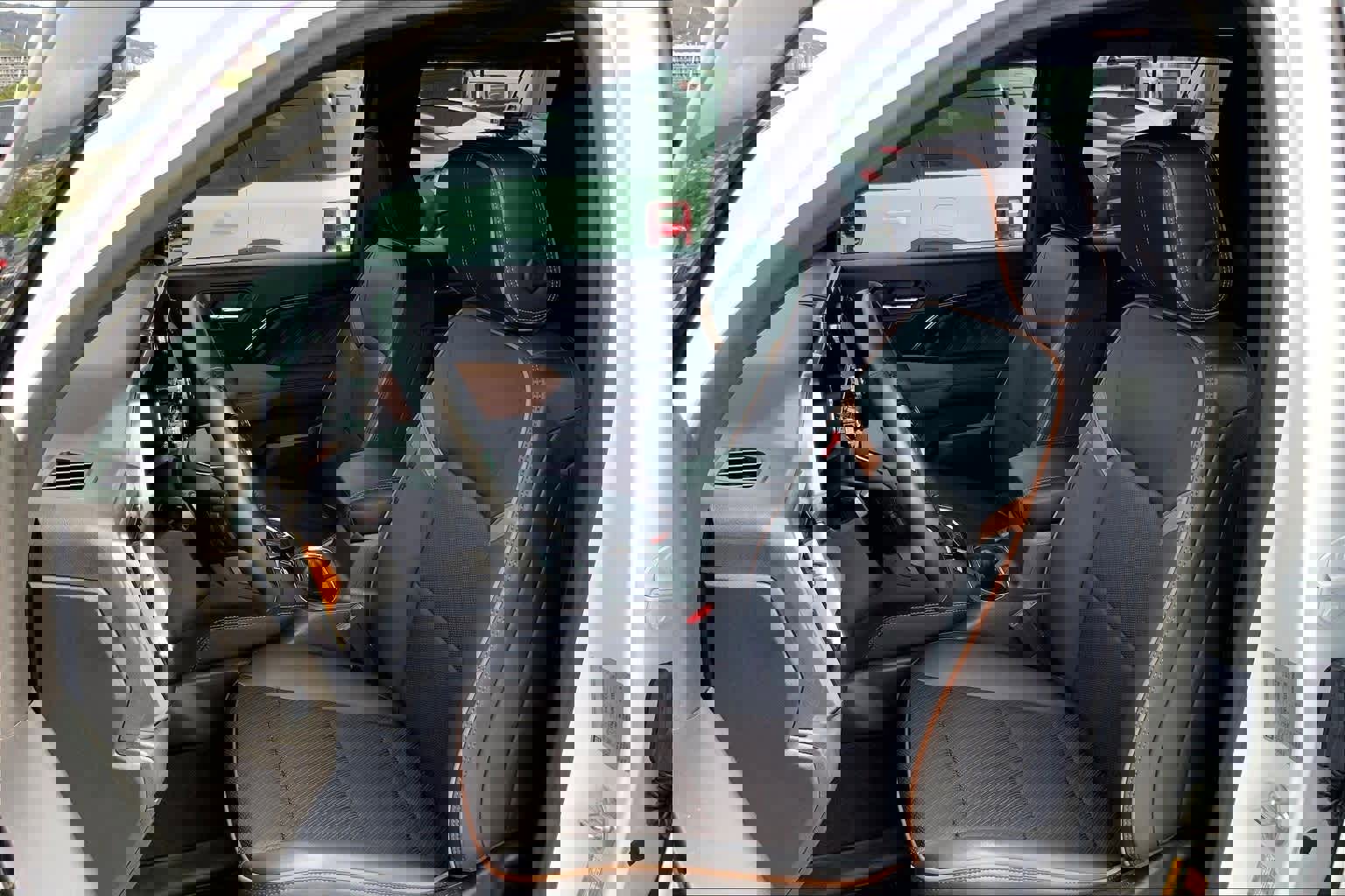 Used 2024 GMC Canyon AT4 w/ AT4 Premium Package image 11