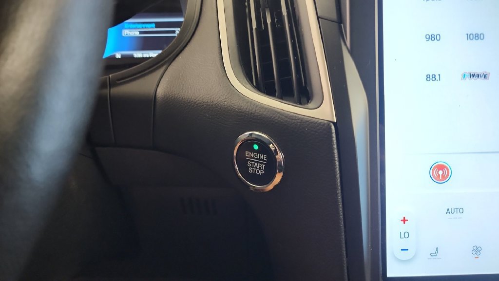 Certified 2024 Ford Edge SEL AWD/4WD image 21