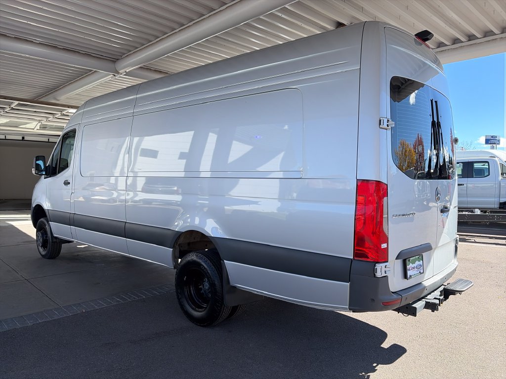Used 2024 Mercedes-Benz Sprinter 3500 image 5