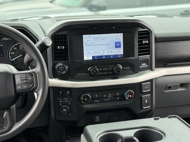 Certified 2022 Ford F150 XLT w/ Trailer Tow Package AWD/4WD image 19