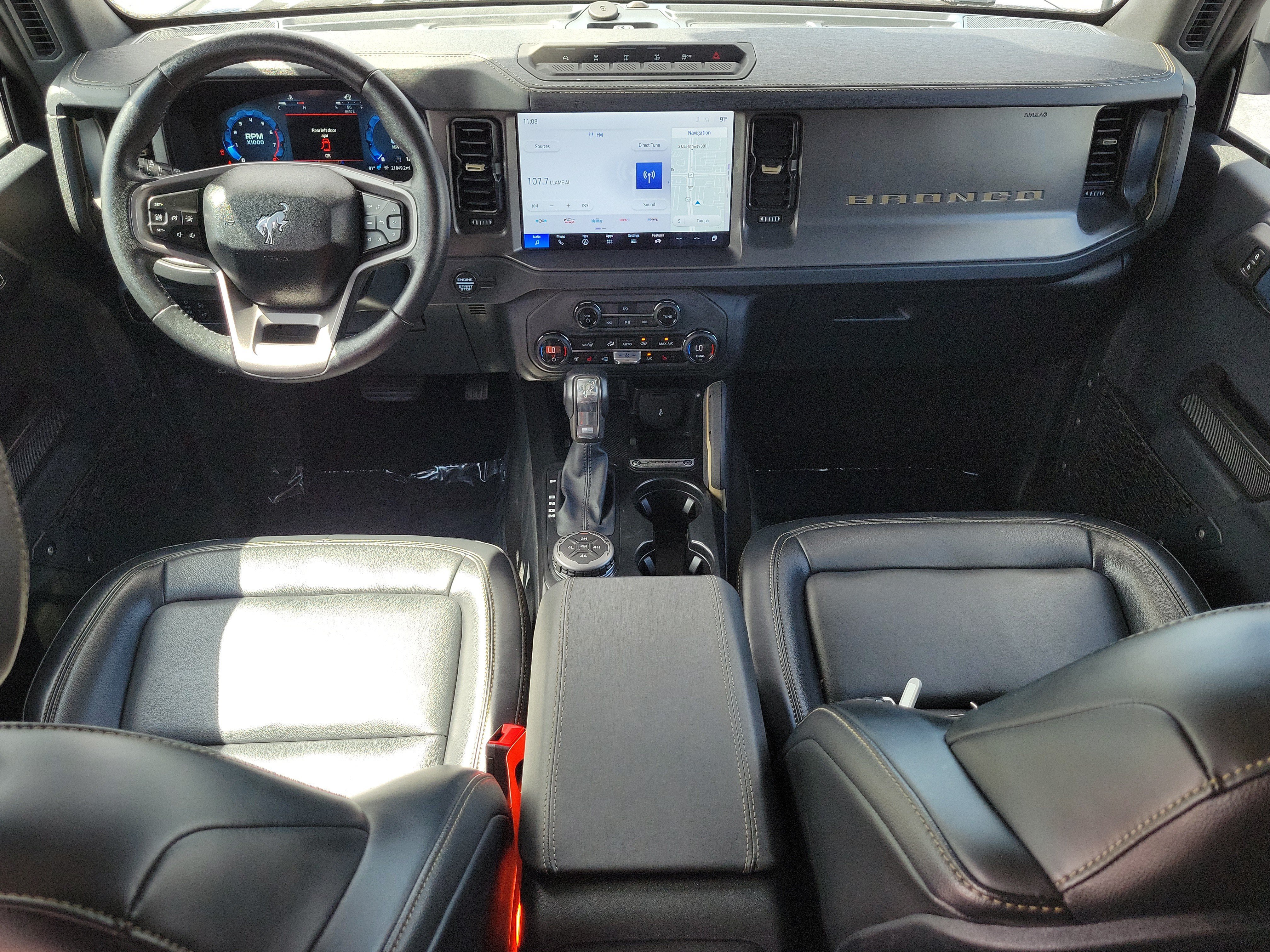 Certified 2025 Ford Bronco Badlands AWD/4WD image 13