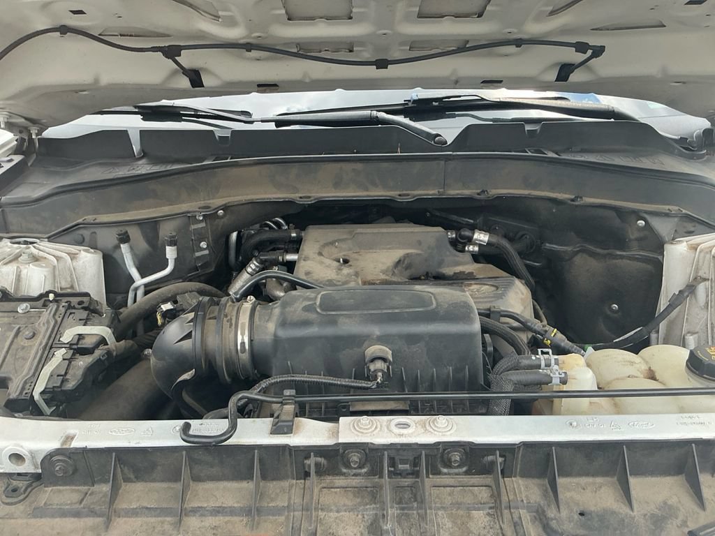 Certified 2020 Ford Explorer XLT w/ Equipment Group 202A RWD image 25