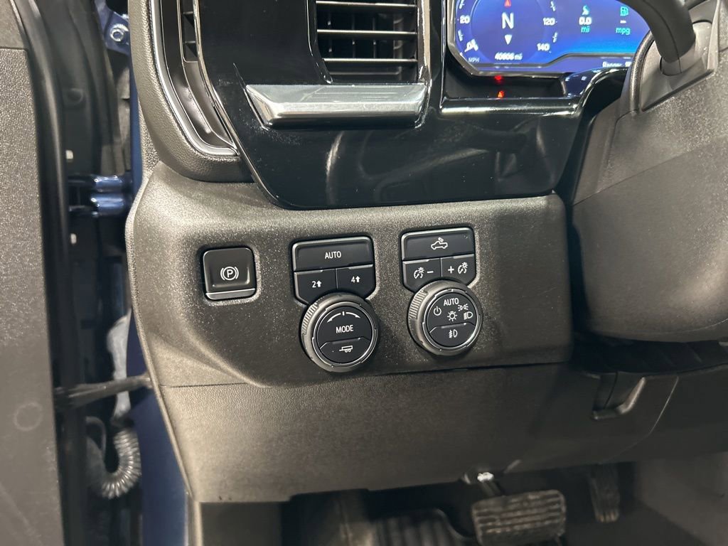 Used 2022 Chevrolet Silverado 1500 RST image 12