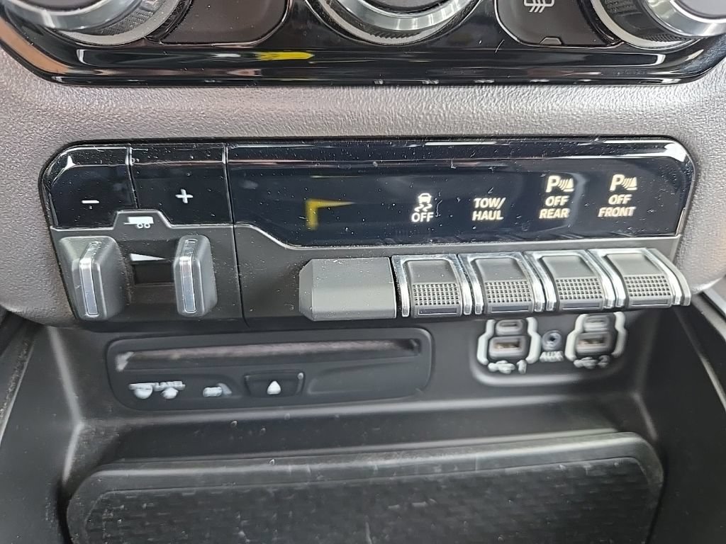 Used 2019 RAM 1500 Big Horn AWD/4WD image 15