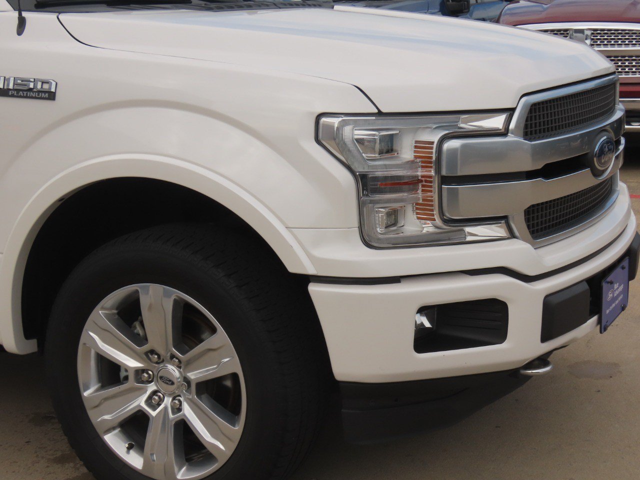 Certified 2019 Ford F150 Platinum w/ Equipment Group 701A Luxury AWD/4WD image 5