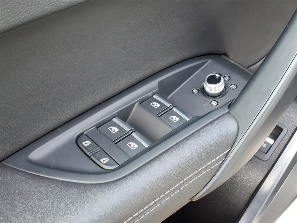 Used 2022 Audi Q5 2.0T Premium Plus image 14