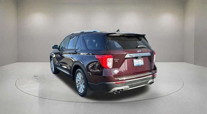 Certified 2023 Ford Explorer King Ranch RWD image 4