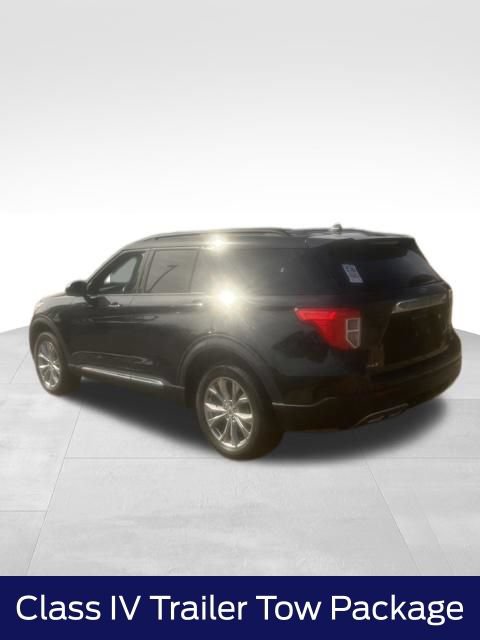 Certified 2023 Ford Explorer XLT w/ Equipment Group 202A AWD/4WD image 5