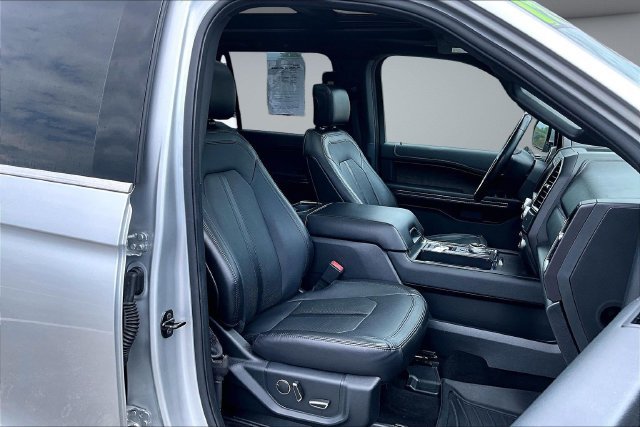 Certified 2019 Ford Expedition Limited w/ Equipment Group 301A RWD image 30
